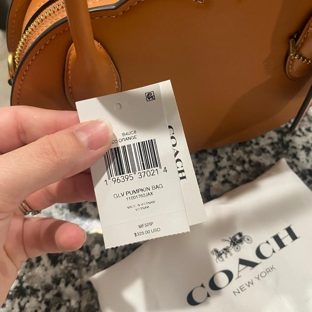 Brand new with tags coach runway pumpkin RARE - Picture 6 of 8
